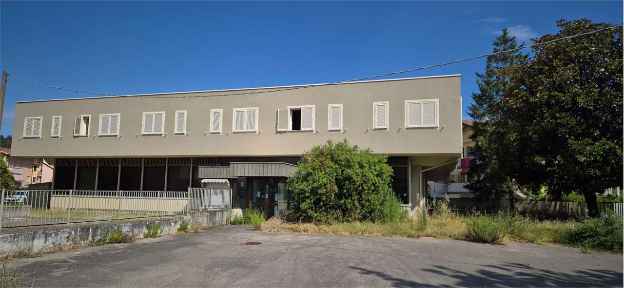 Immobile direzionale a Santa Maria a Monte (PI) in Via Francesca Sud, 338 – località Ponticelli